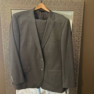 Men’s all wool Italian suit